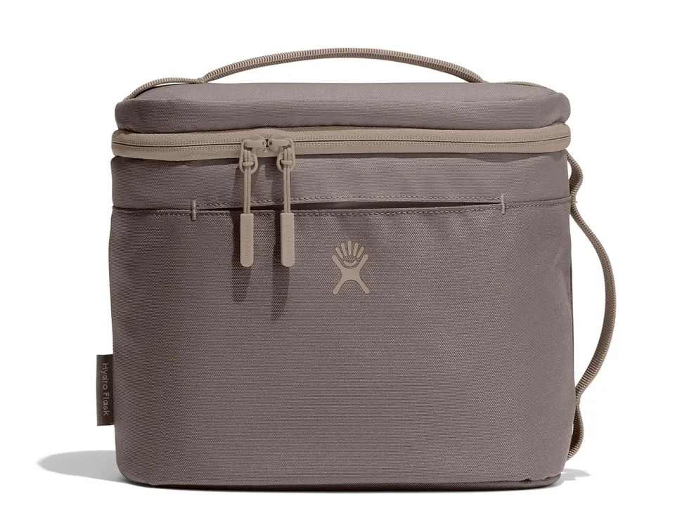 hydro-flask-lunch-bag-insulated-adult-lunch-cooler-for-men-and-women-5-l-sandpip image 1