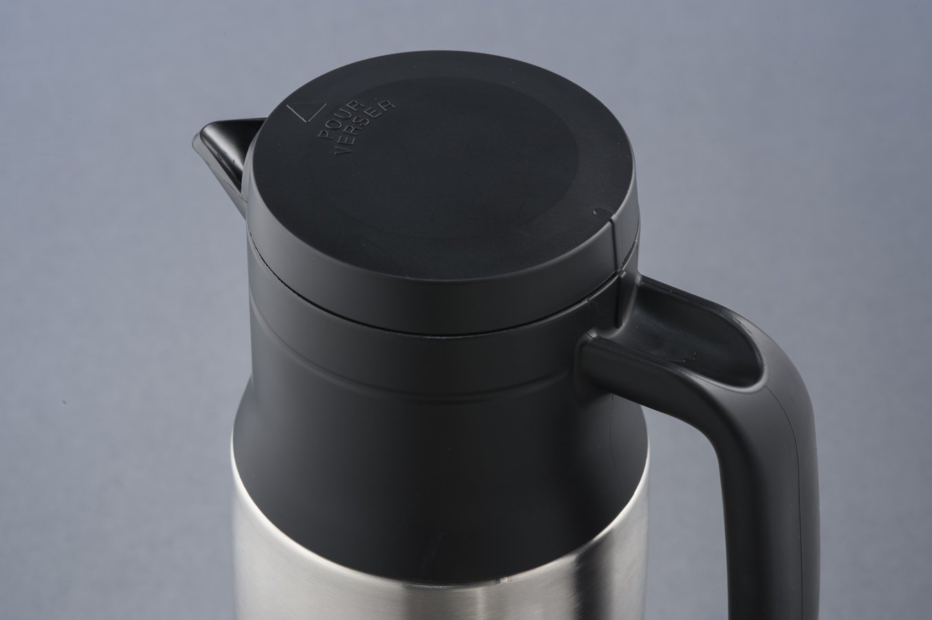 zojirushi-sh-mae10-34-oz-stainless-vacuum-creamer-dairy-server-nsf-certified image 4