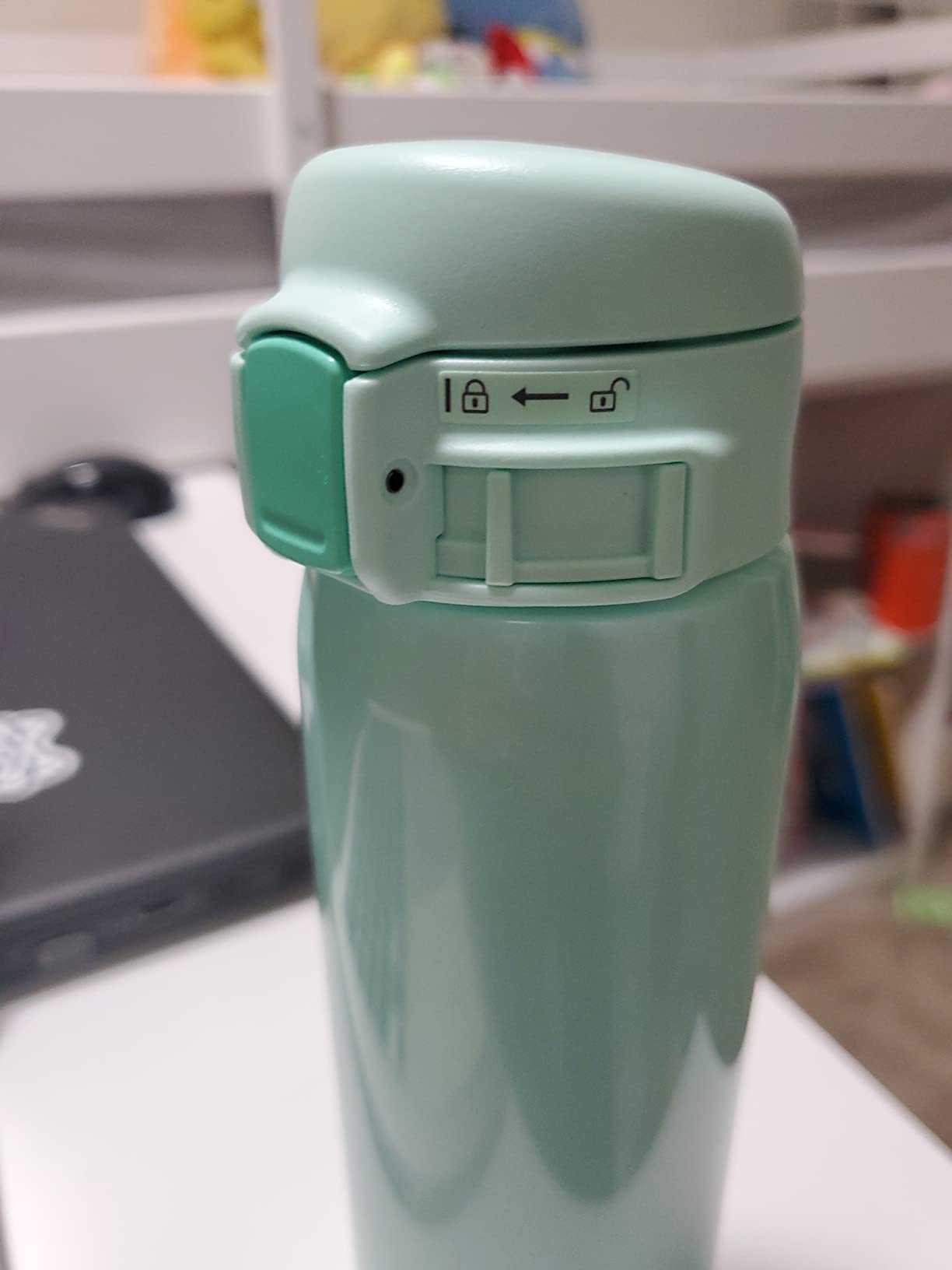Love the 2-step lid