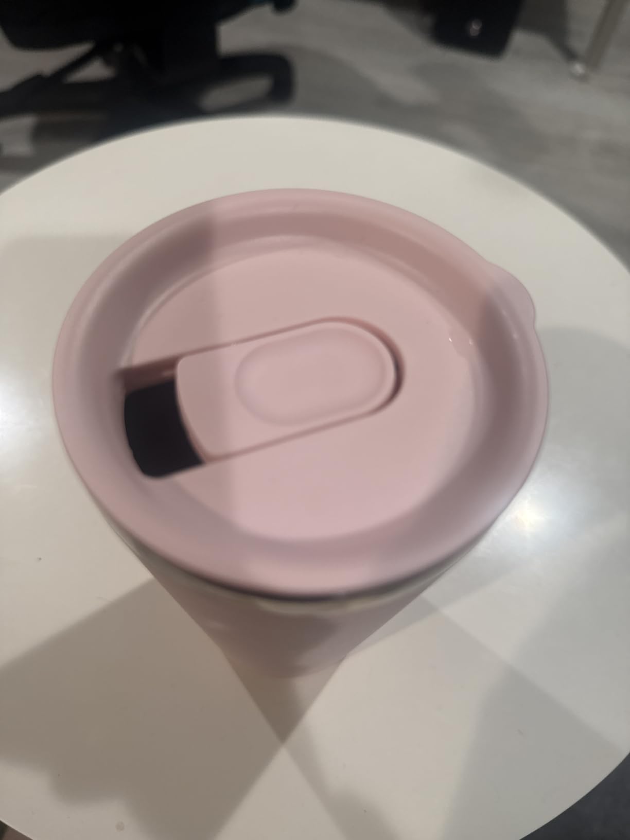 Great tumbler, but lid leaks a bit