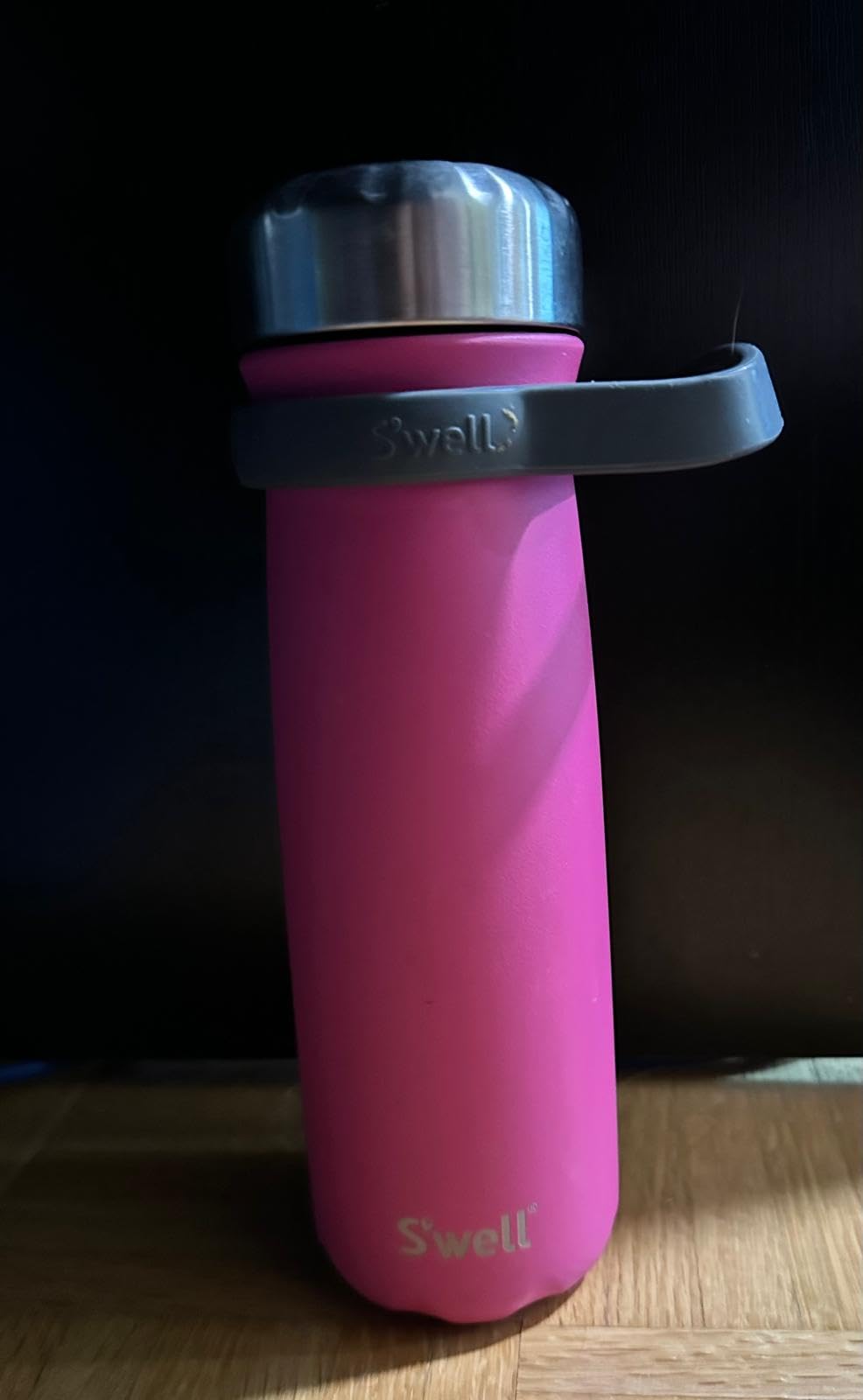 Good bottle, but lid could be better