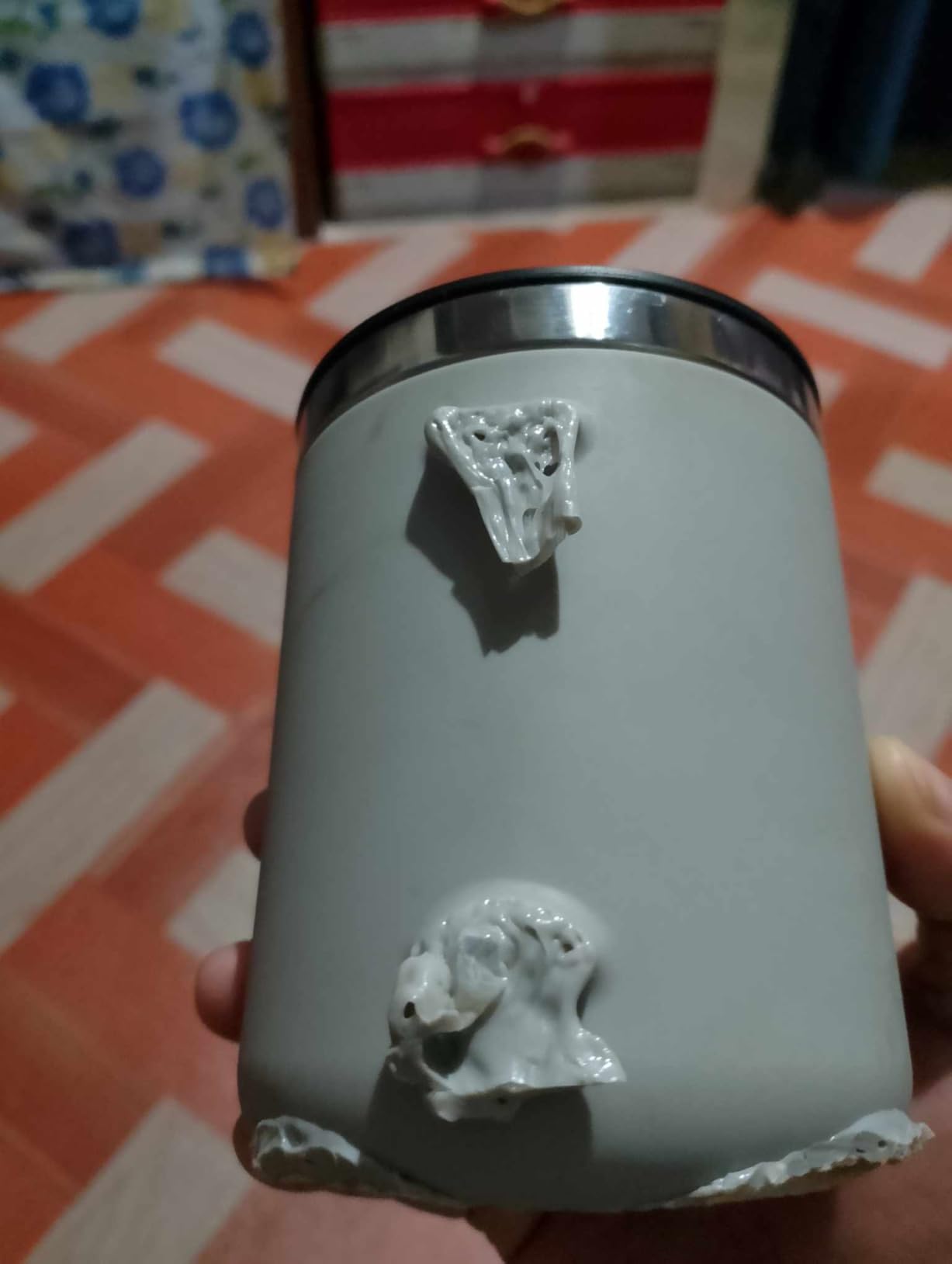 Lid broke