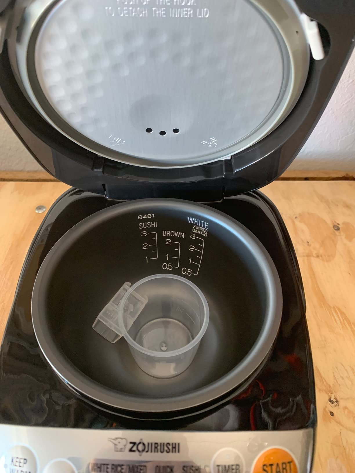 Makes great rice, but the cord is short