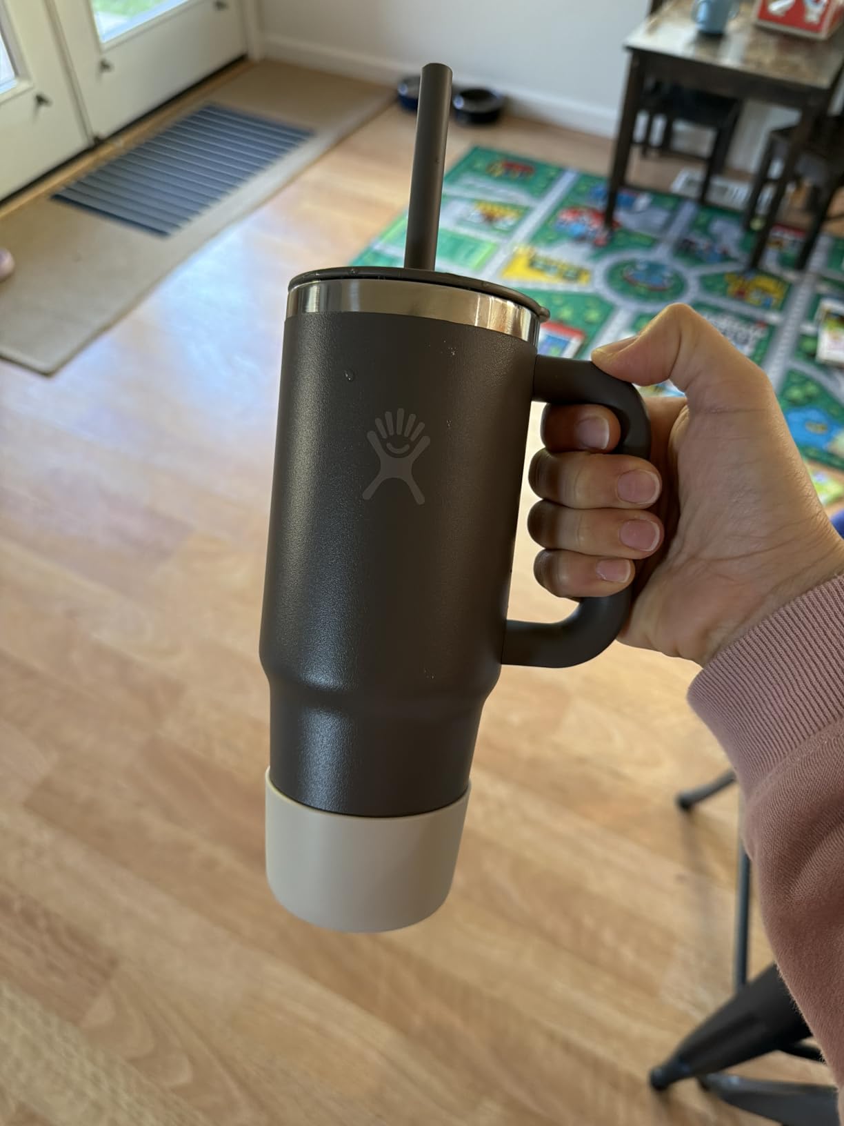 Works, but doesn't fit my 20 oz perfectly