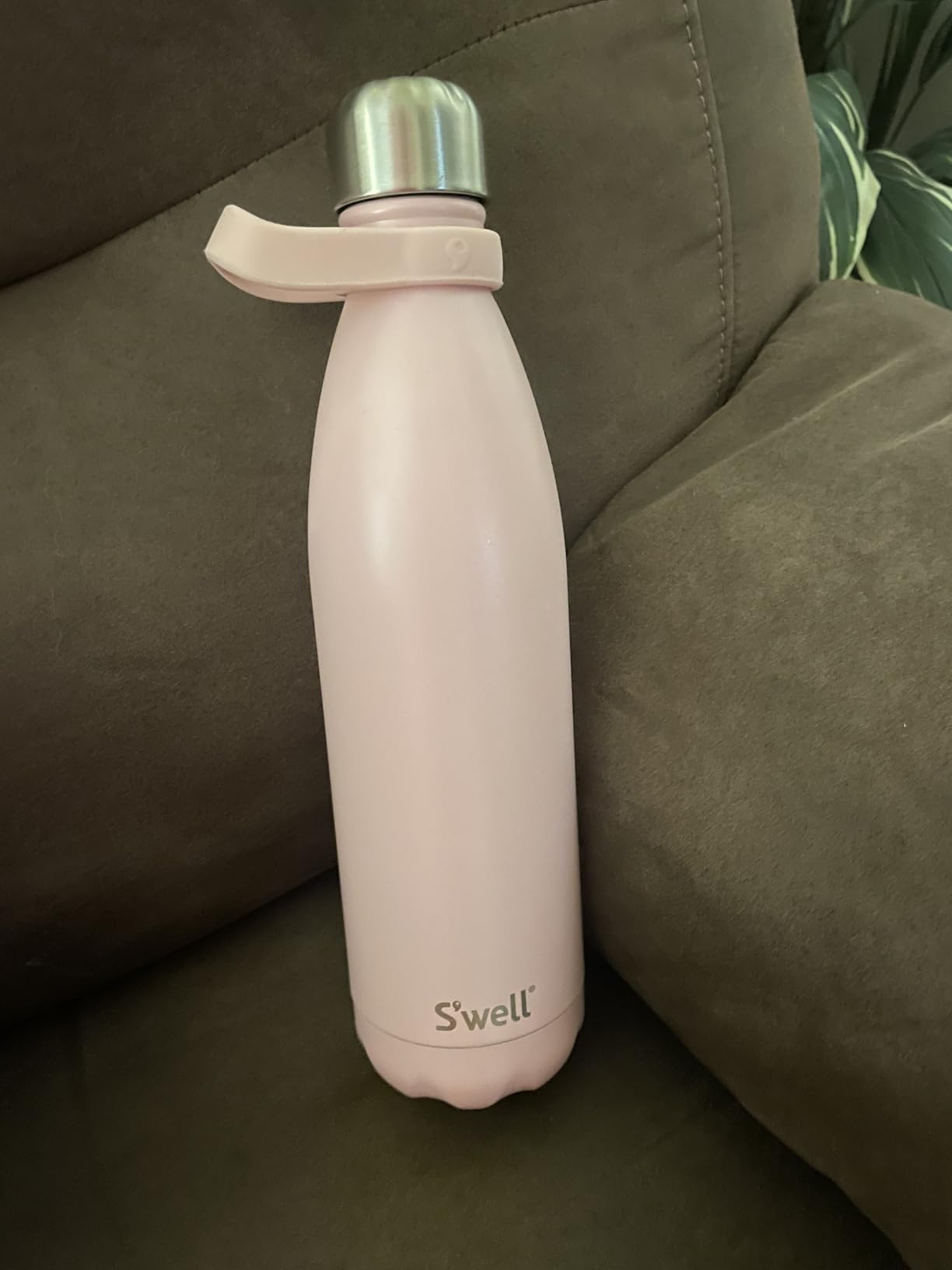 Good, but only fits certain bottles