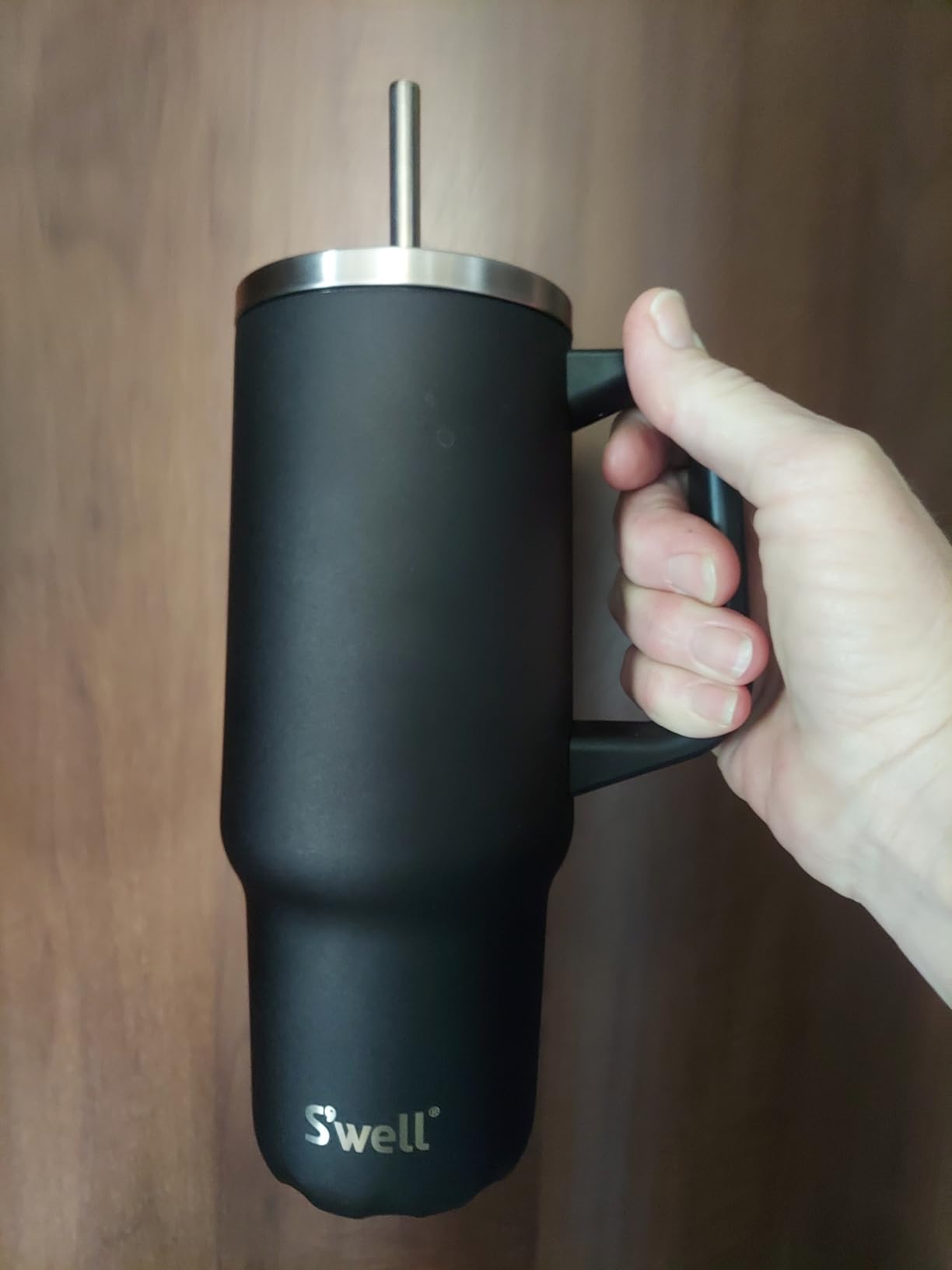 Almost perfect, but the lid leaks