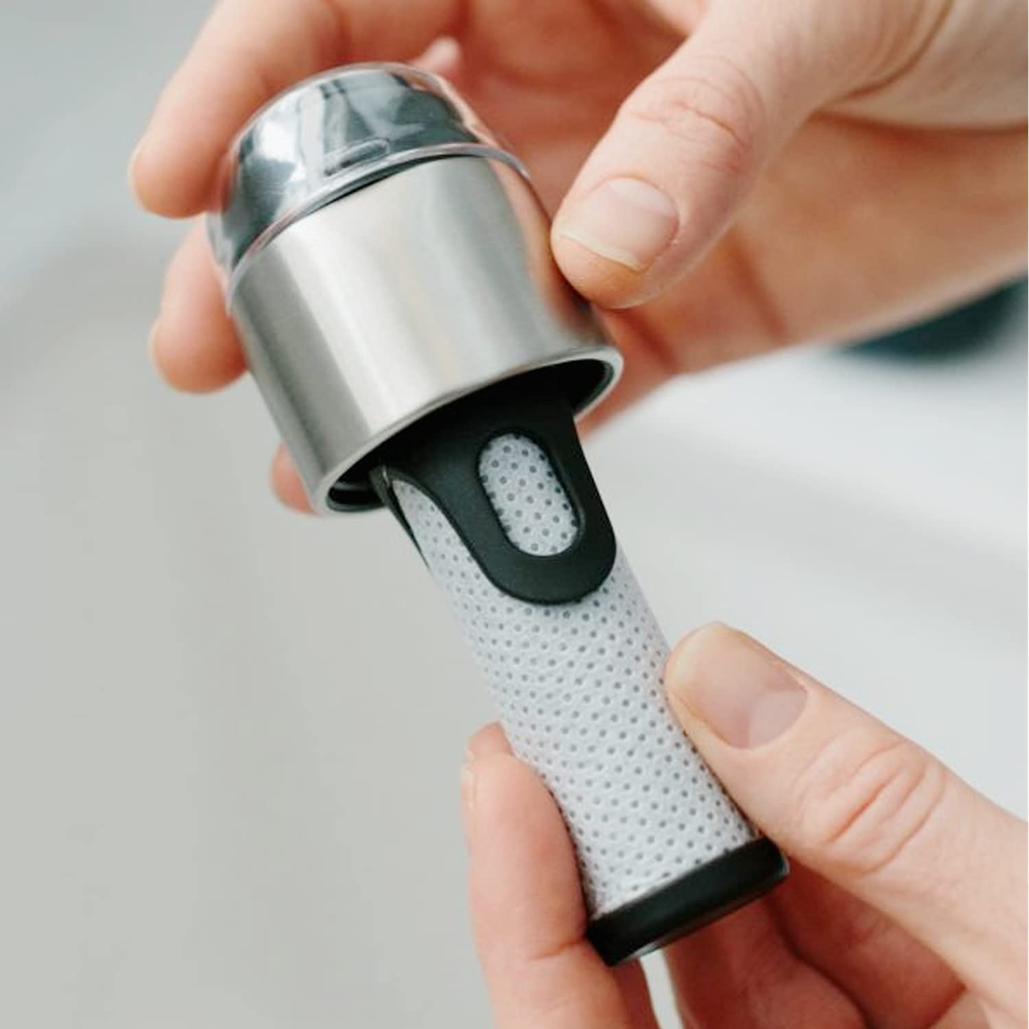 s-well-filter-cap-with-protective-cap-for-9oz-and-17oz-original-bottles image 2
