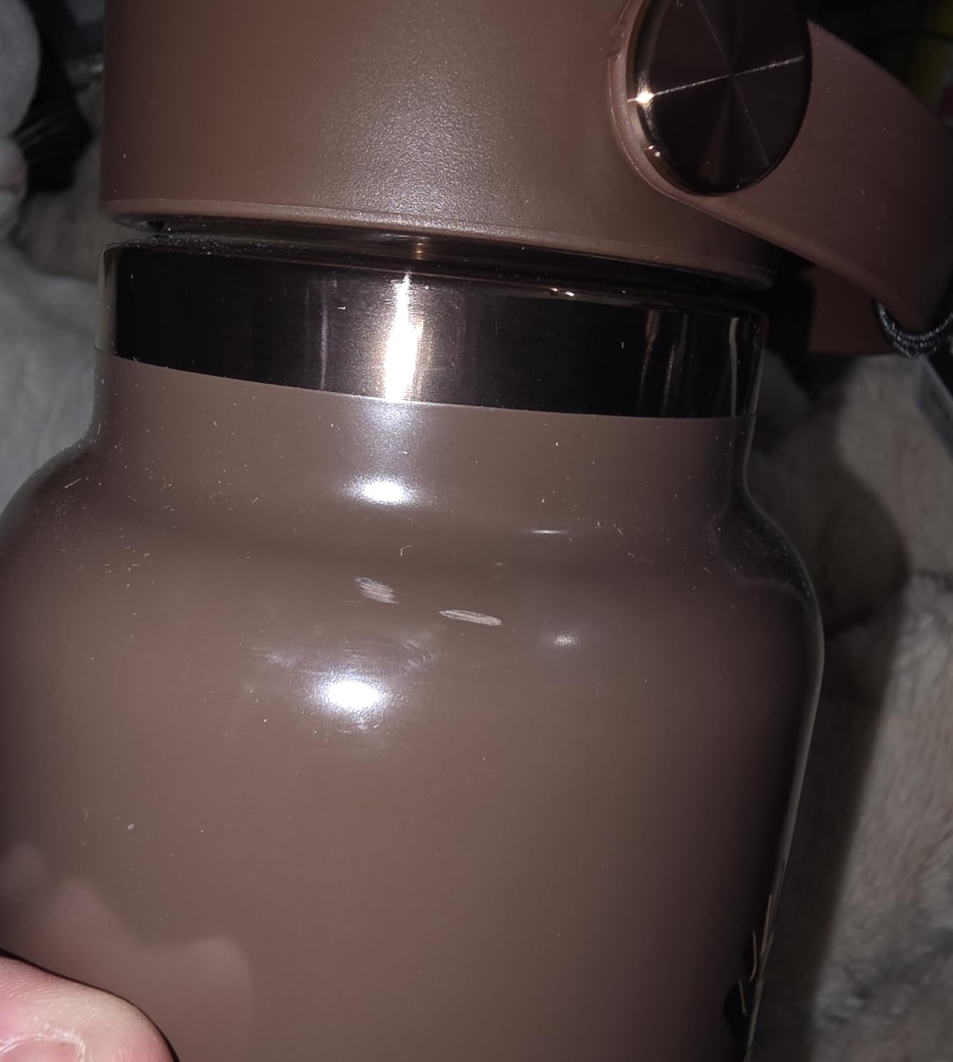 Great bottle, but lid leaks