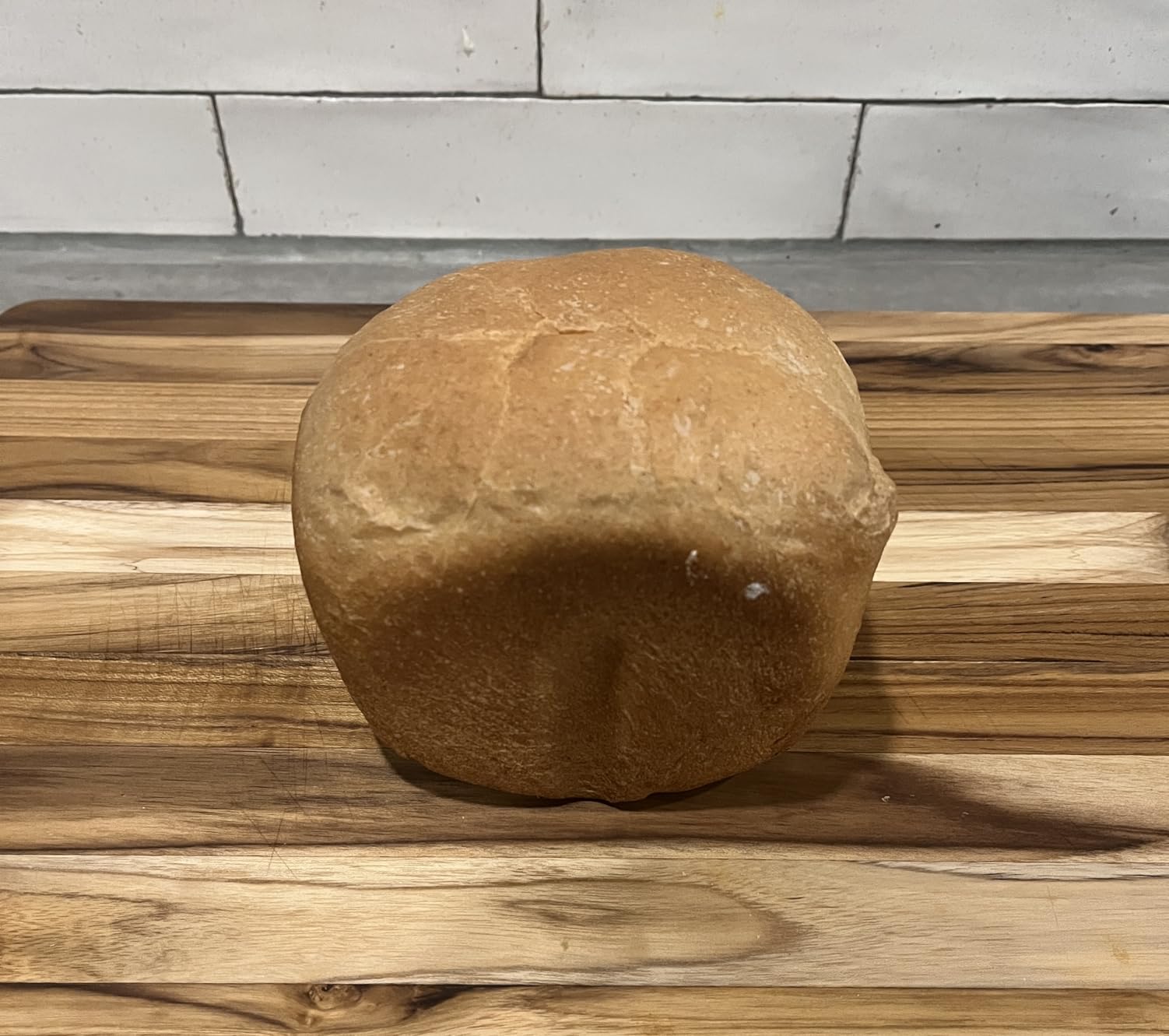 Makes great bread, but a bit noisy