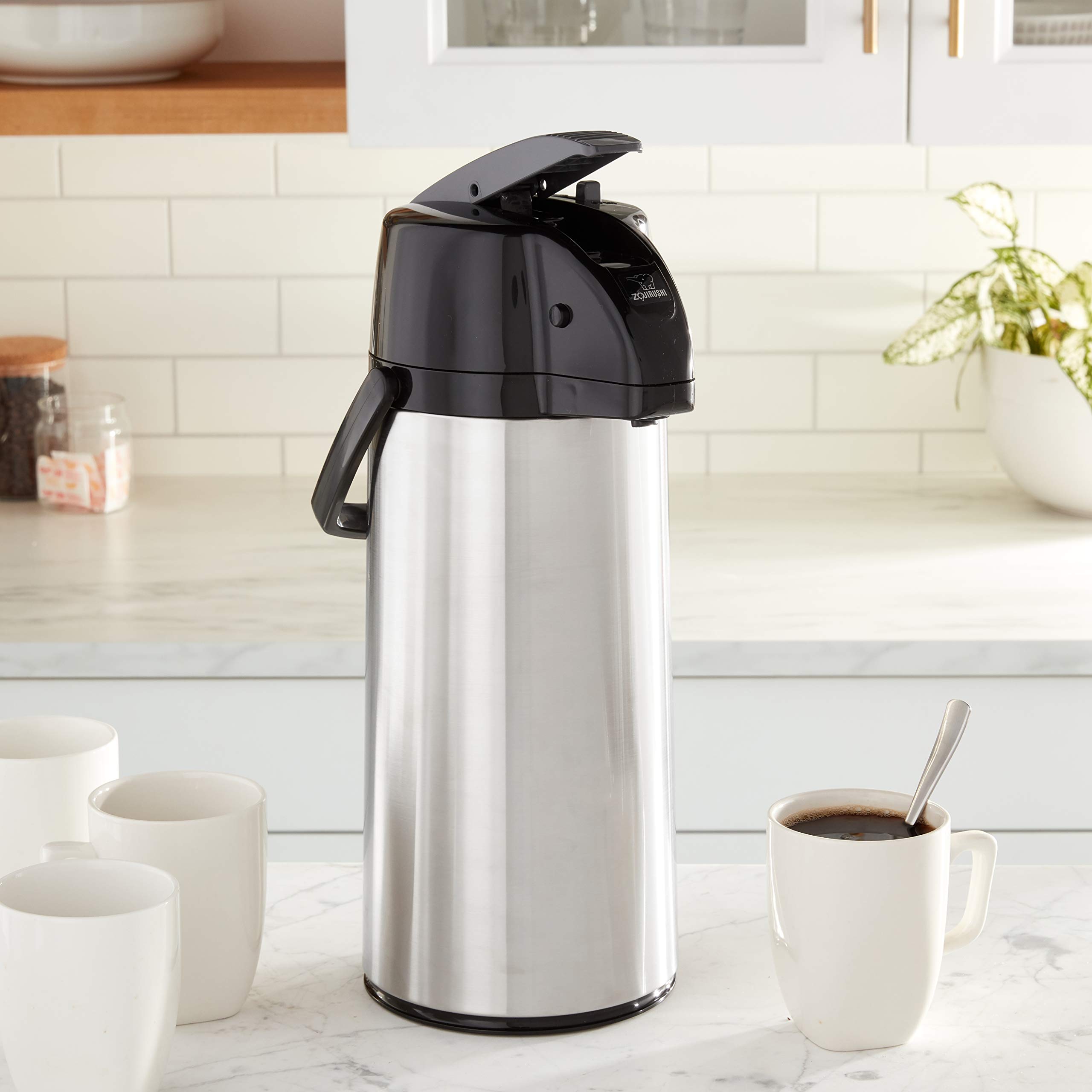 zojirushi-premier-air-pot-beverage-dispenser-2-2-liters-stainless-steel-made-in- image 4