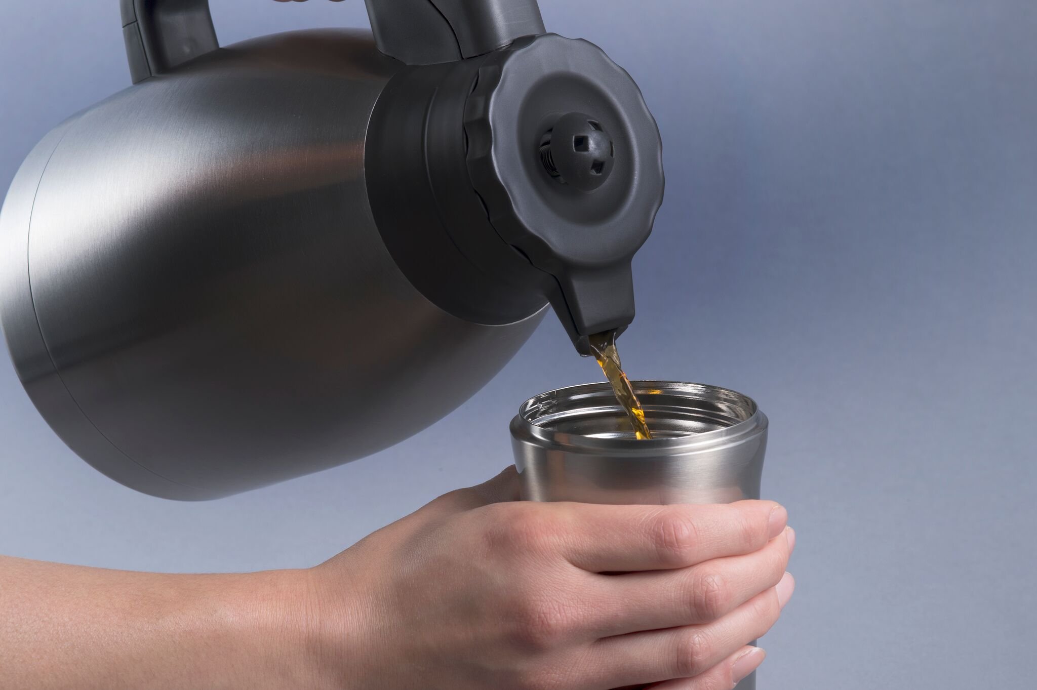 zojirushi-16-oz-stainless-steel-travel-mug image 5