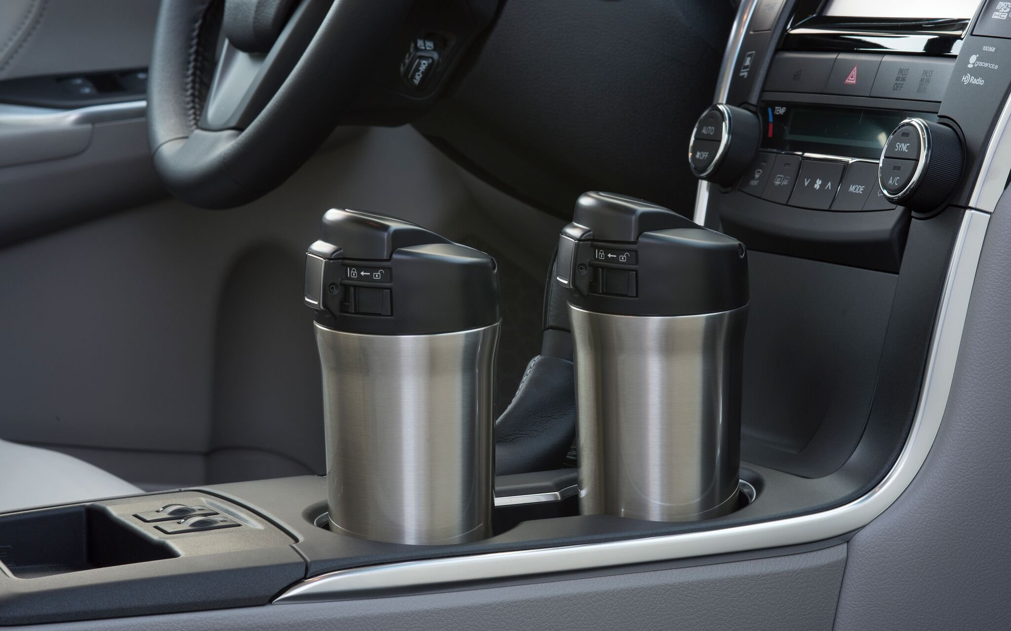 zojirushi-16-oz-stainless-steel-travel-mug image 7