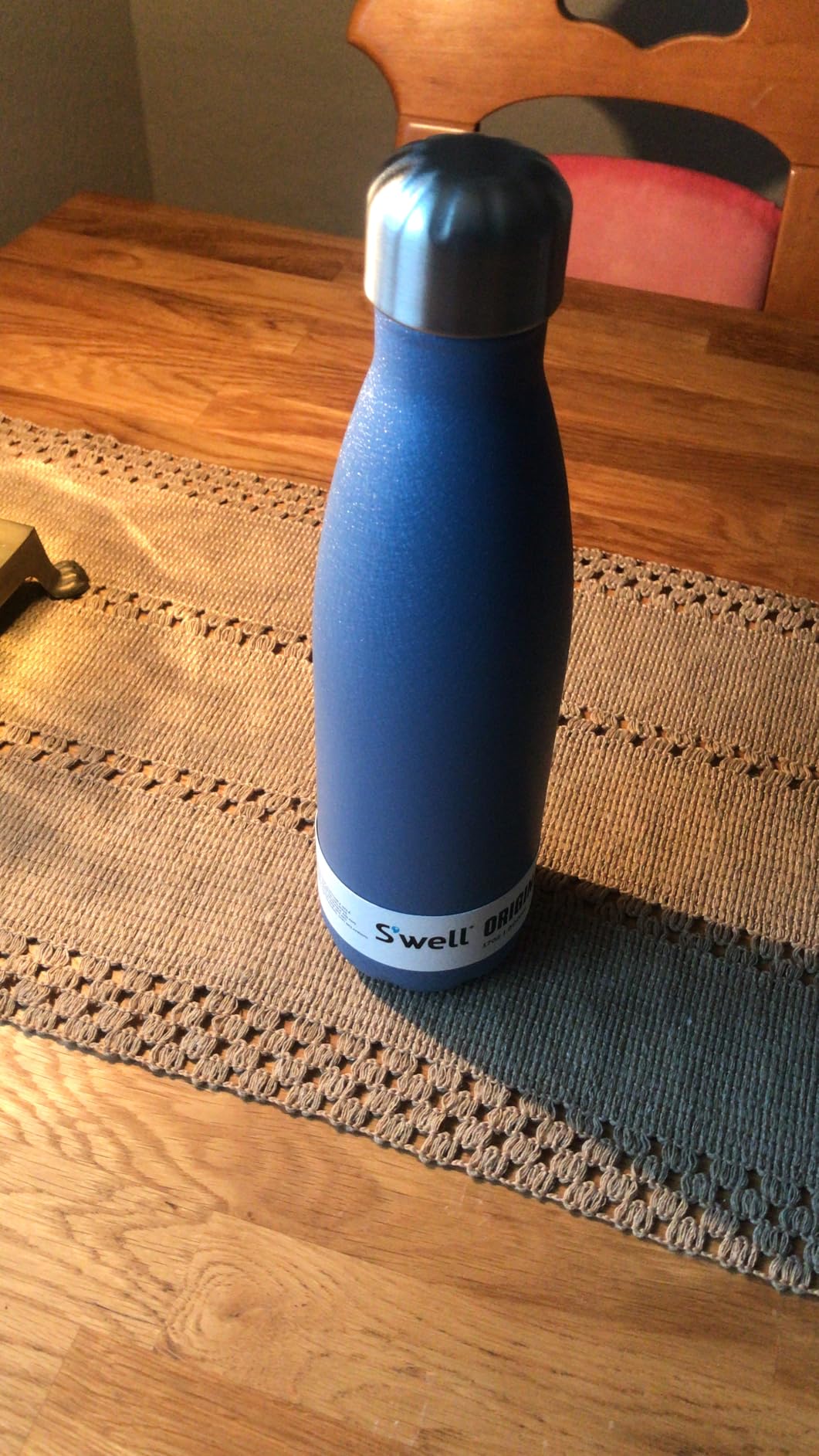 Keeps drinks cold!