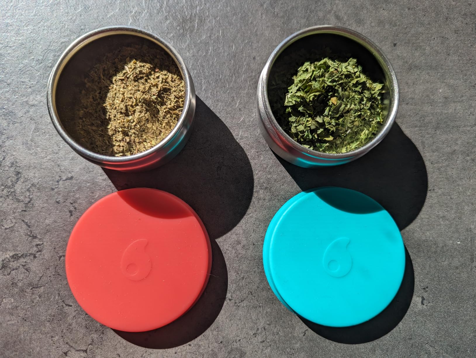 Nice containers, but not for liquids