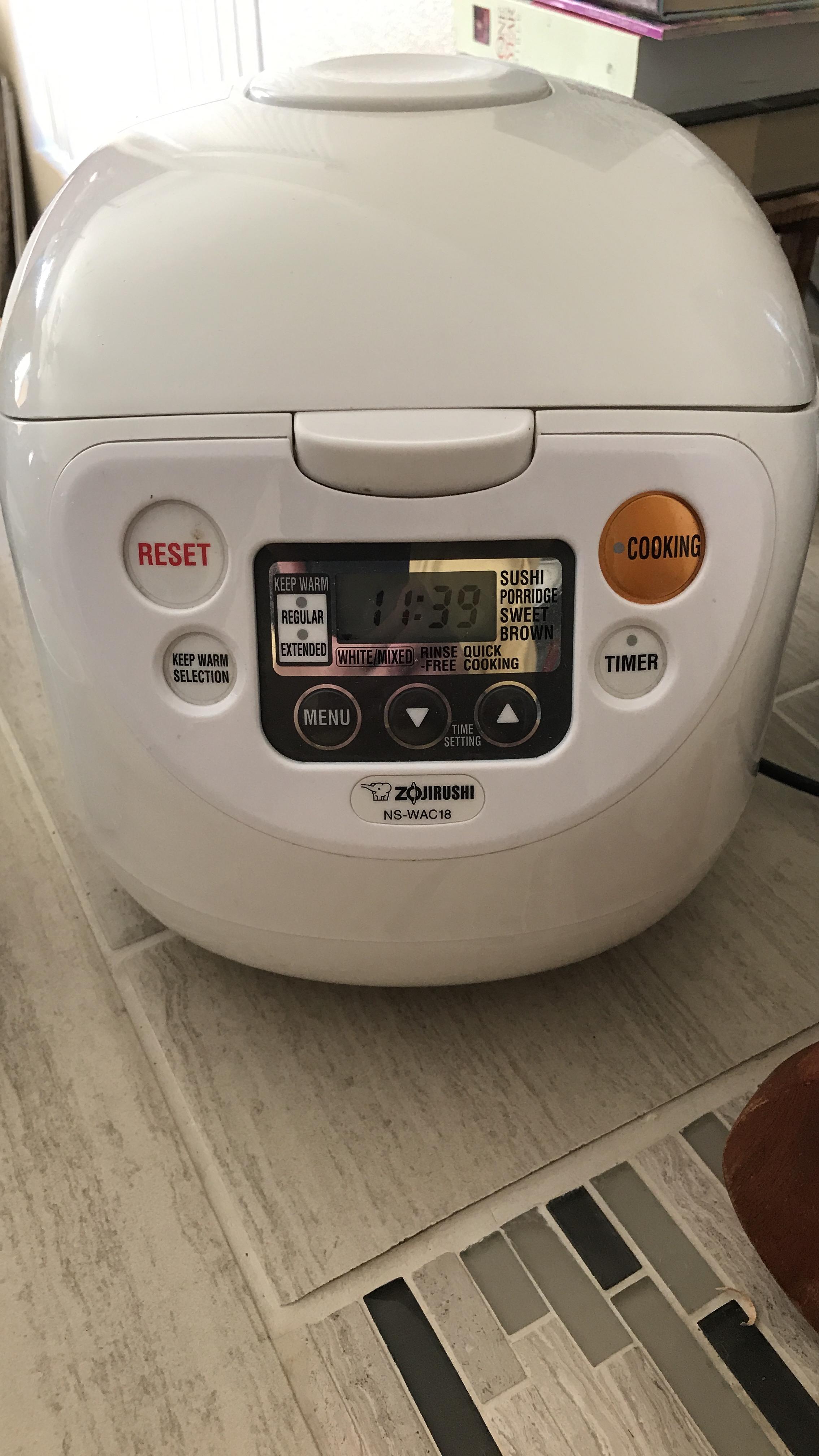 Makes good rice, but the cord is short