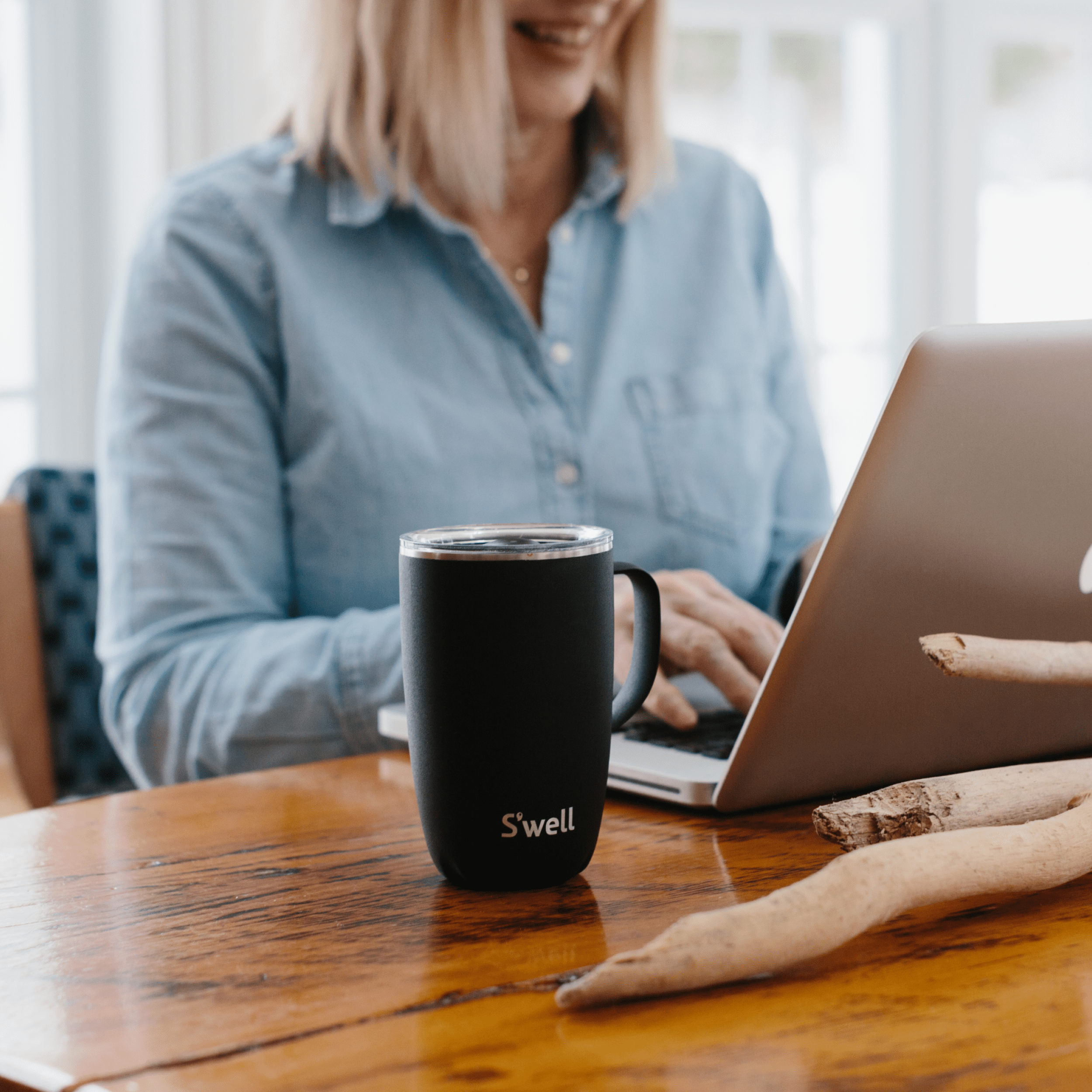 s-well-mug-16oz image 4